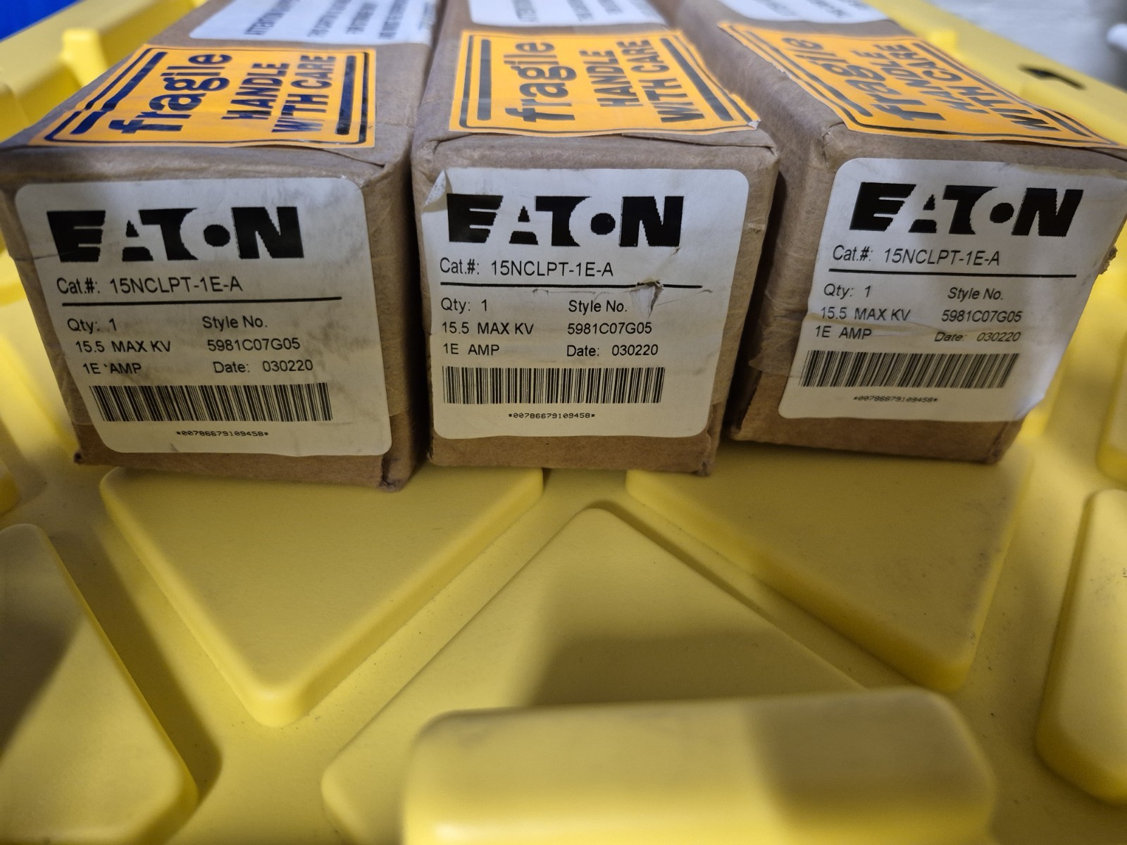 Three (3) Eaton 15NCLPT-1E-A fuses. 15.5 KV. 1E amp. New Boxes Never Opened. Three (3) Eaton 15NCLPT-1E-A fuses. 15.5 KV. 1E amp. New Boxes Never Opened.