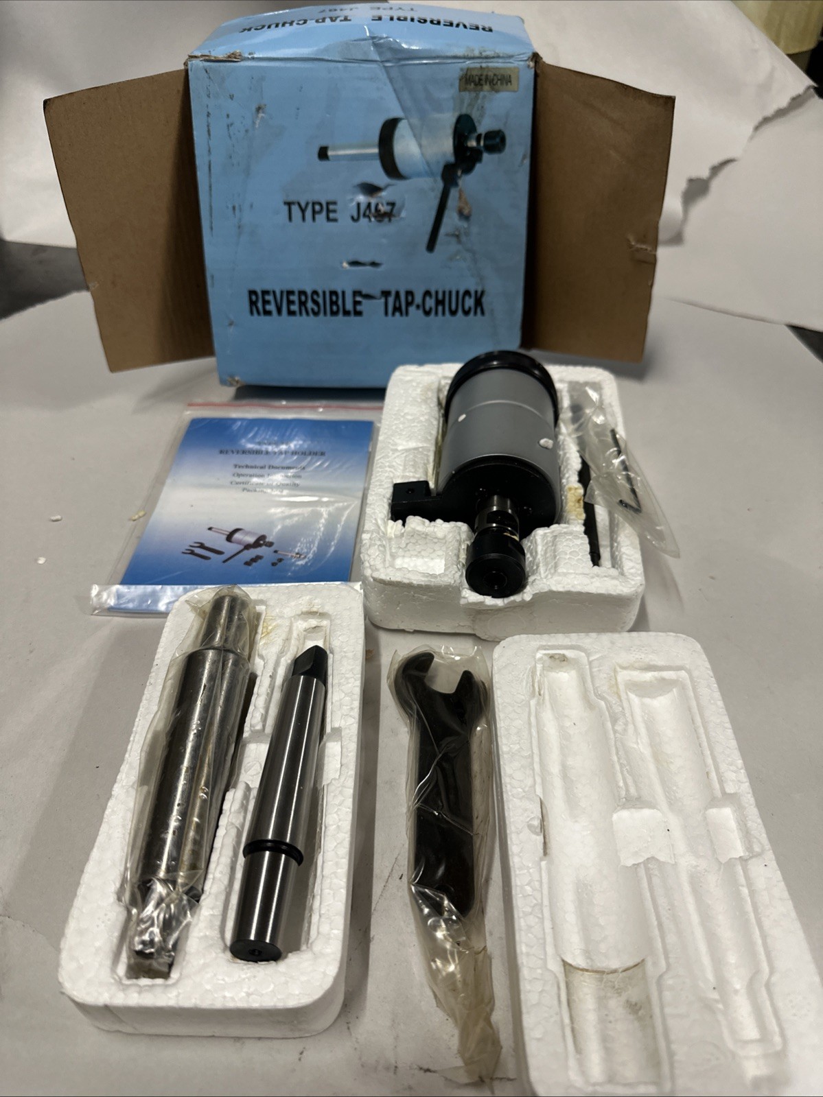 New Reversible Tap Chuck Type: J467 With Accessories New Reversible Tap Chuck Type: J467 With Accessories