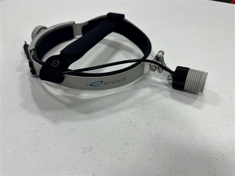 Enova PLT-100A LED Surgical Headlight Enova PLT-100A LED Surgical Headlight