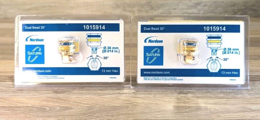 2 NORDSON 1015914 / 1015914 adhesive dispensers Nozzles  (NEW IN BOX) 