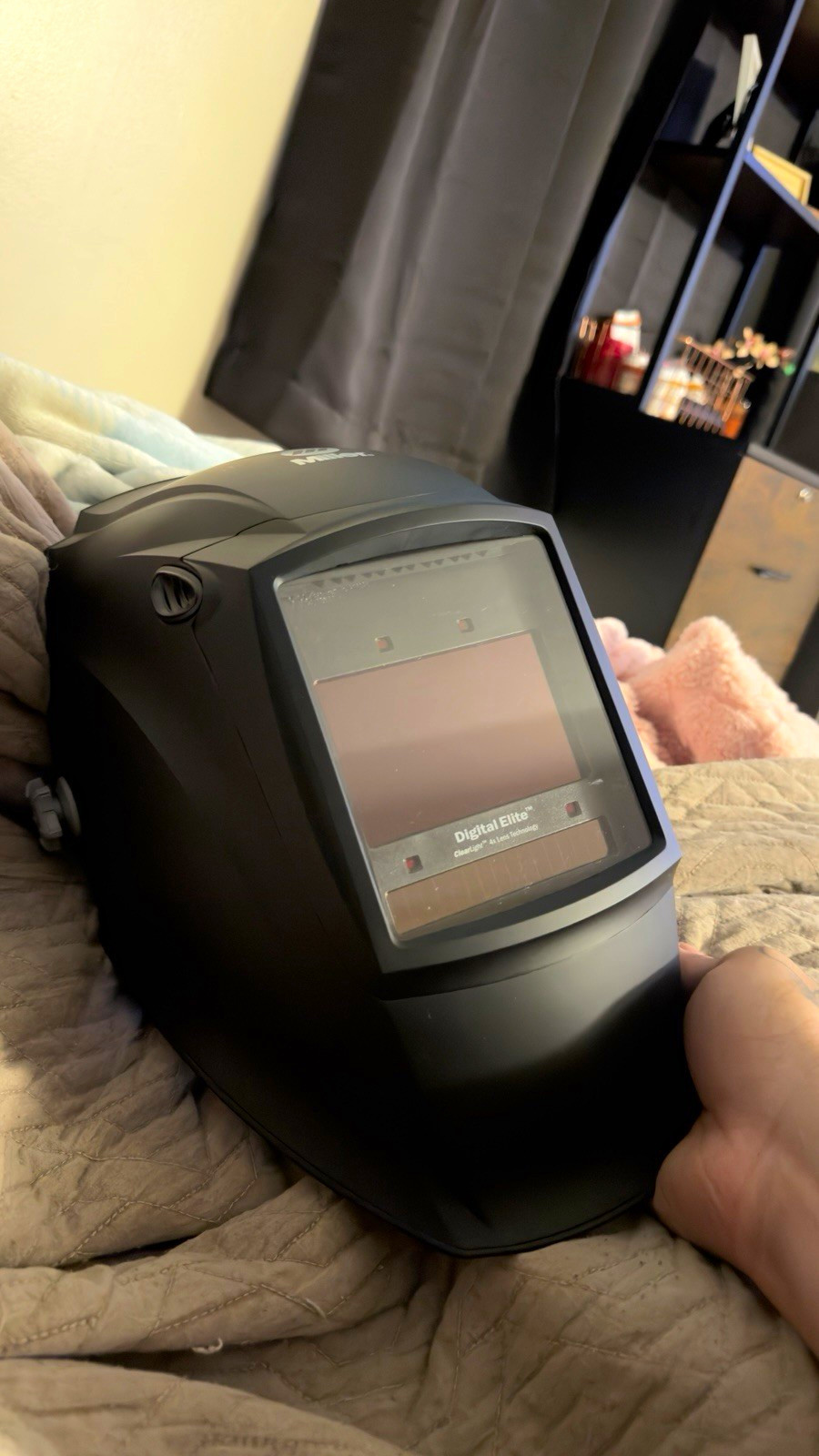 Miller Digital Elite Auto-Darkening Welding Helmet Shade 12 4-Sensor Black