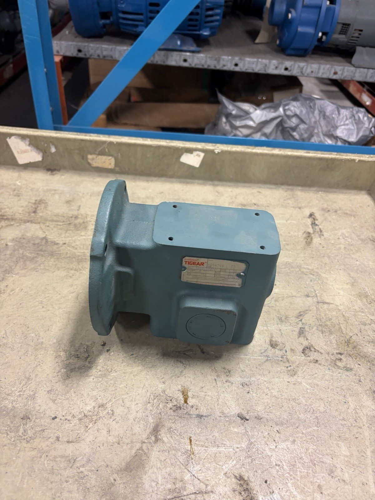 NEW NO BOX Dodge Tigear MR94744 L FD