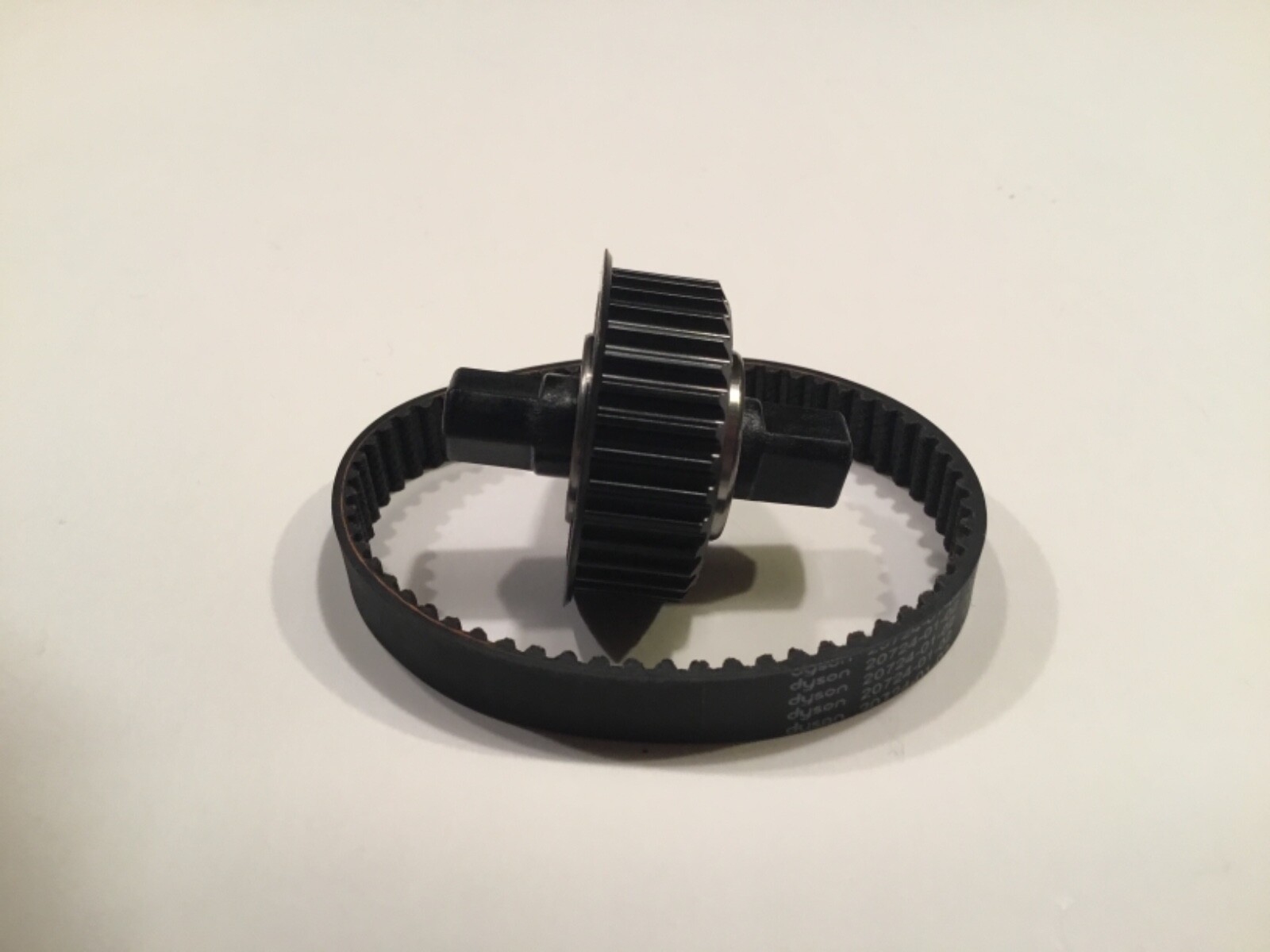 New Dyson DC41/DC65/UP13/UP14/UP20 Brush Spindle&Belt Driven Gear 4 Cleaner Head