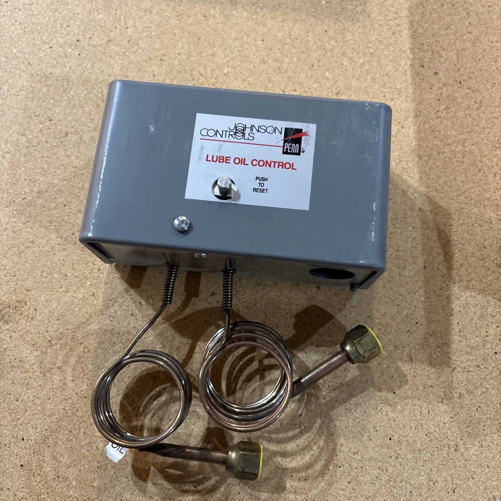 Johnson Controls P45NCA-12C Oil Failure Cutout Control-Built-in Time Delay Relay