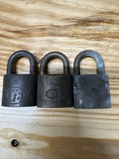 3 Vintage Wilson Bohannan 