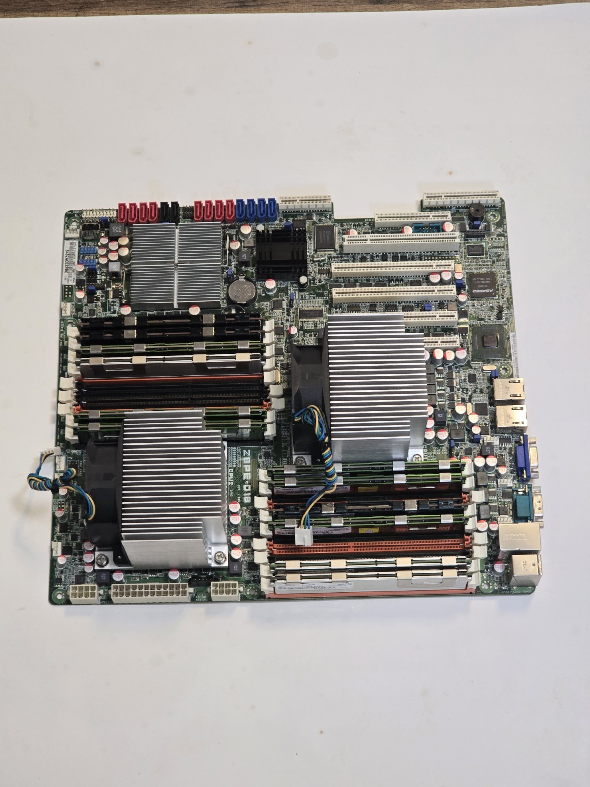 ASUS Z8PE-D18 Dual Xeon Server Motherboard 2x E5620 CPU 144GB RAM 12x12GB LGA136