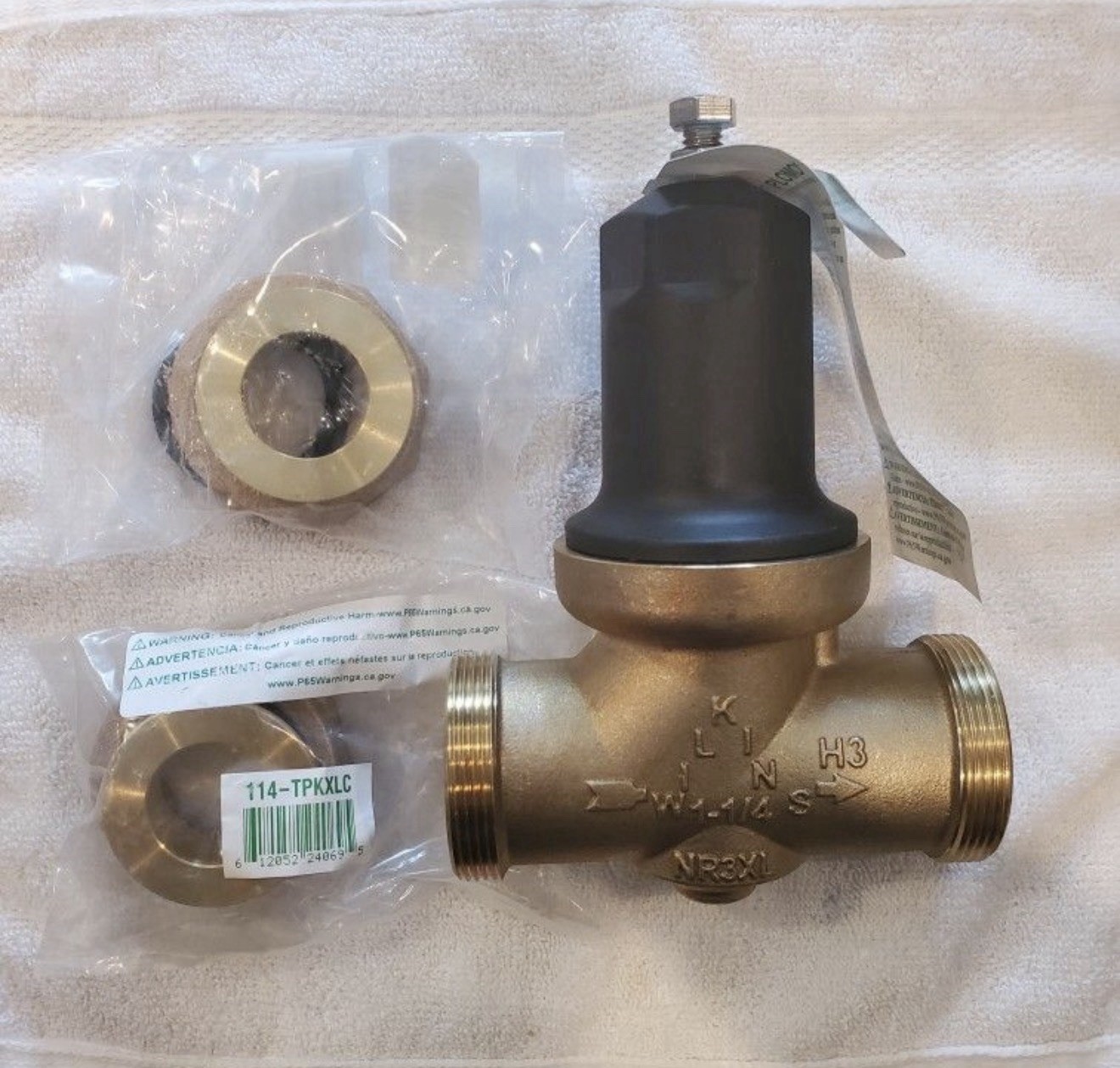 Wilkins 1- 1/4” NR3XLDUC Water Pressure Reducing Valve Double Union Connections
