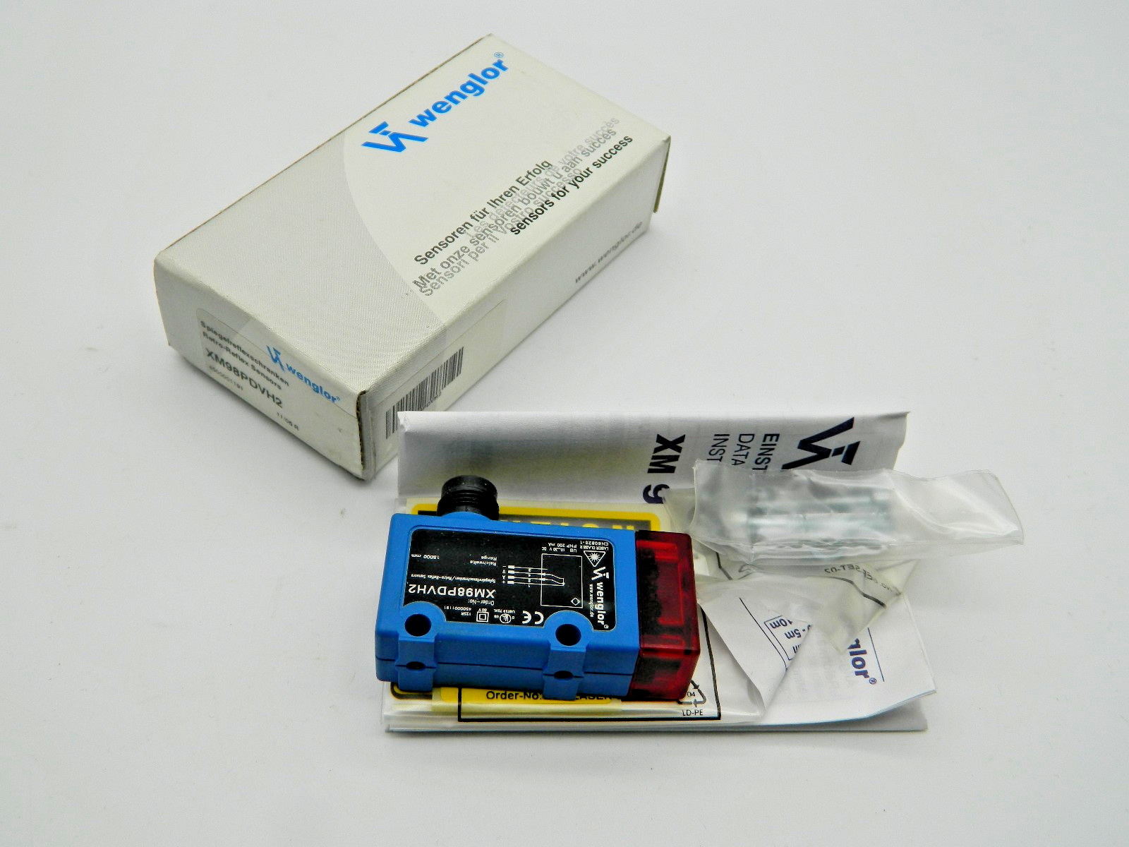 1x Wenglor XM98PDVH2 SLR cabinet universal unused
