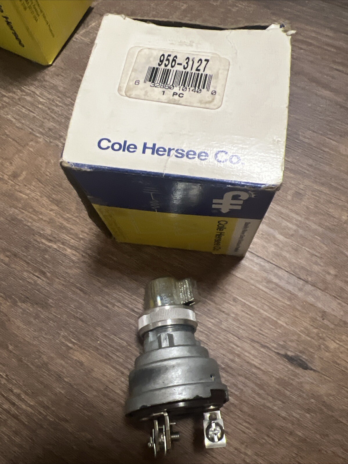 Genuine Cole Hersee 956-3127-BX Ignition Switch (3 Position) Freightliner Thomas