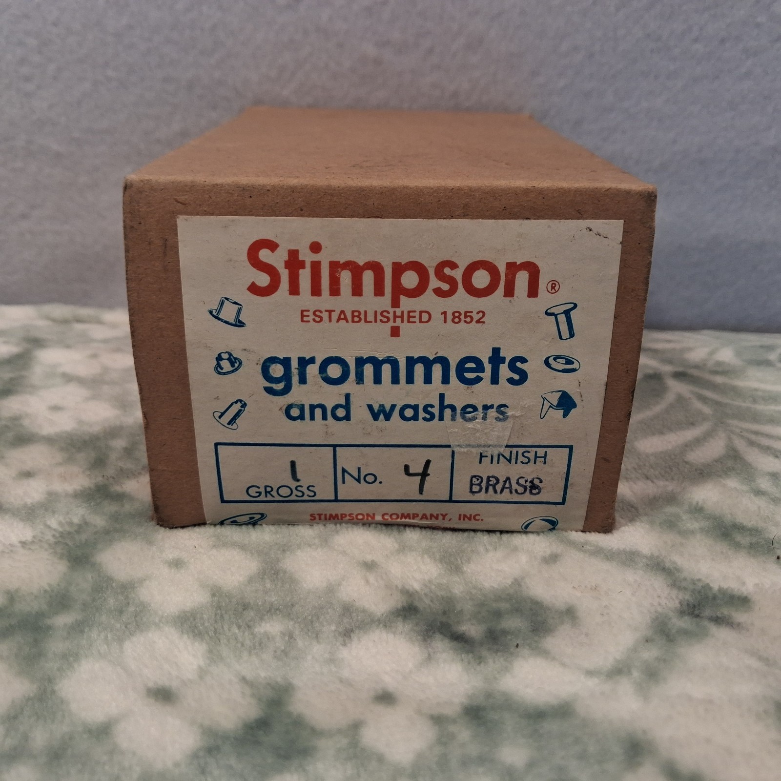 Vintage Stimpson No 4 Brass Grommets & Washers 140 Count Crafting Repair Set