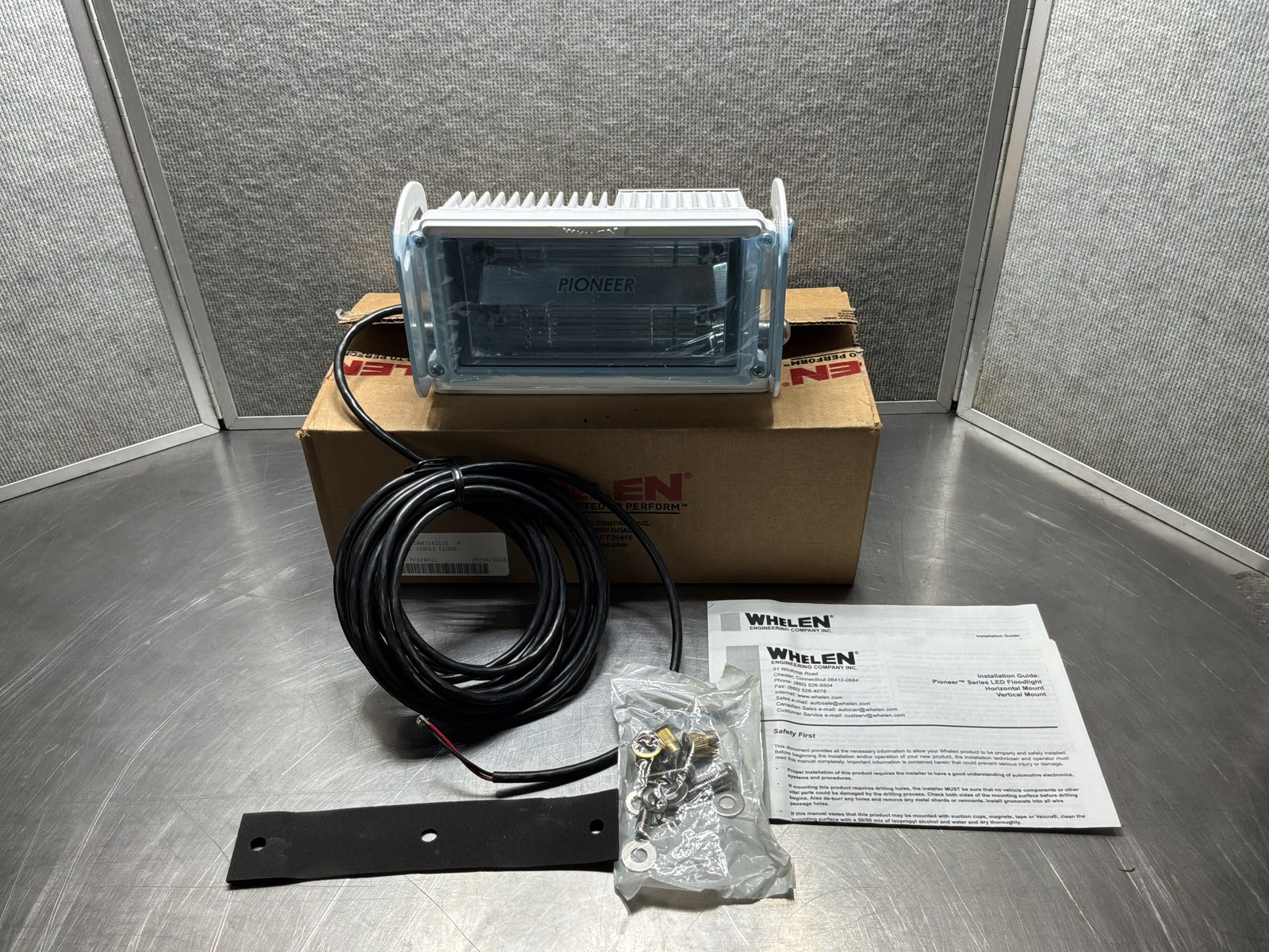 Whelen Pioneer Horz Bail Single LED Flood Light Model PFA1