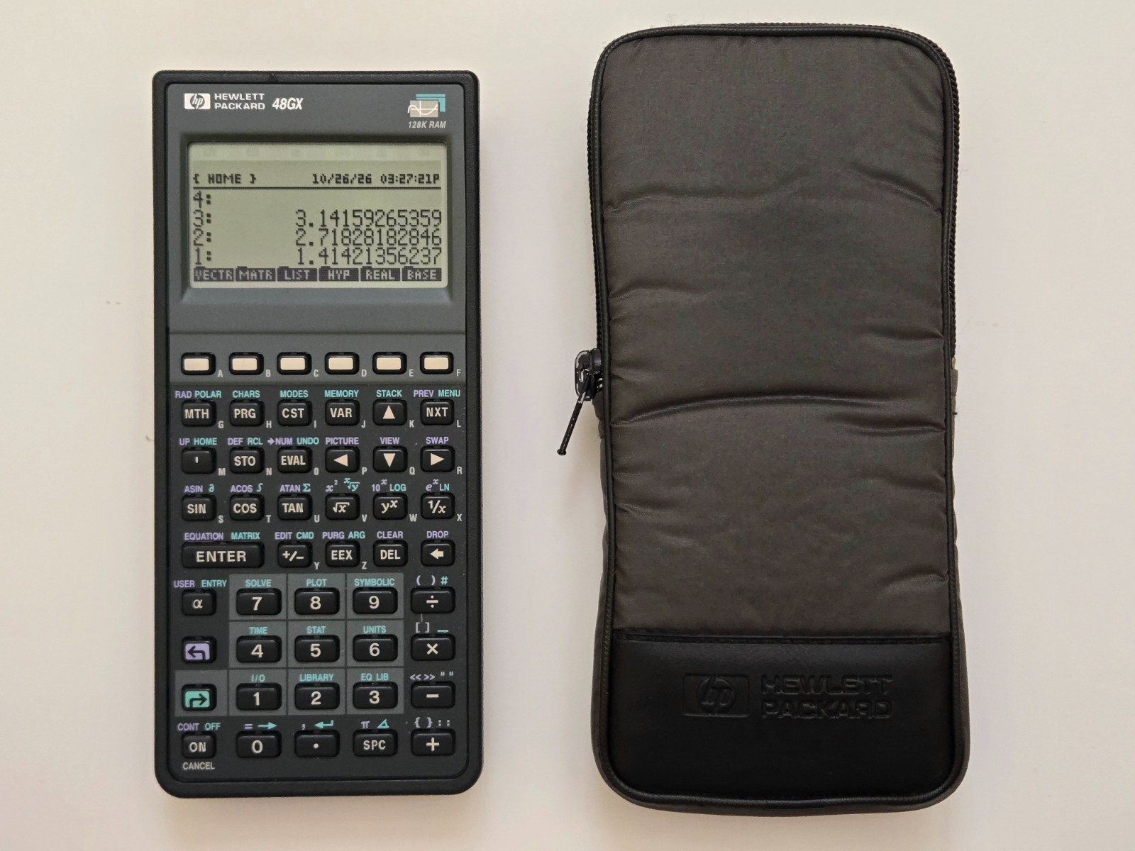 HP Hewlett Packard 48GX Graphing calculator, high contrast LCD, works perfect