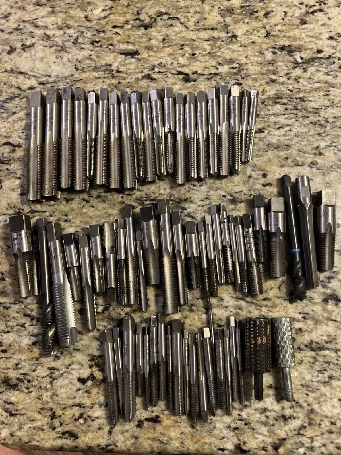 BENDIX BESLY ASSORTED LOT OF 20 TAPS + 42 OTHER TAPS = 65 TOTAL TAPS