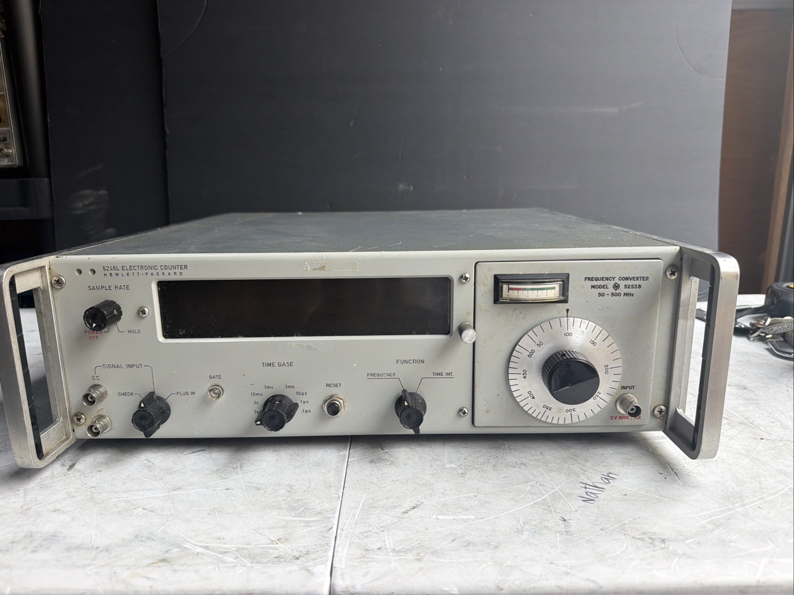 HP 5246L Electronic Counter With 5253B 50-500MHz Converter A-244