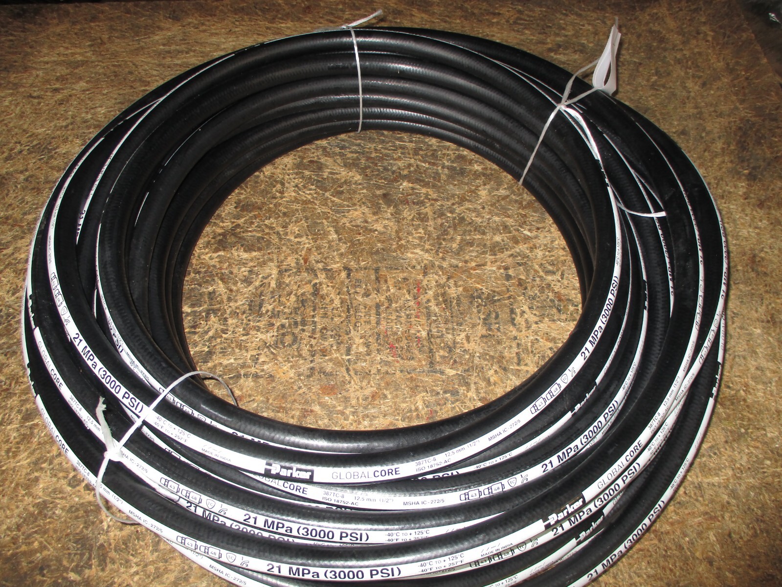 PARKER HYDRAULIC HOSE 387TC-8 1/2 PARKER HYDRAULIC HOSE 387TC-8 1/2