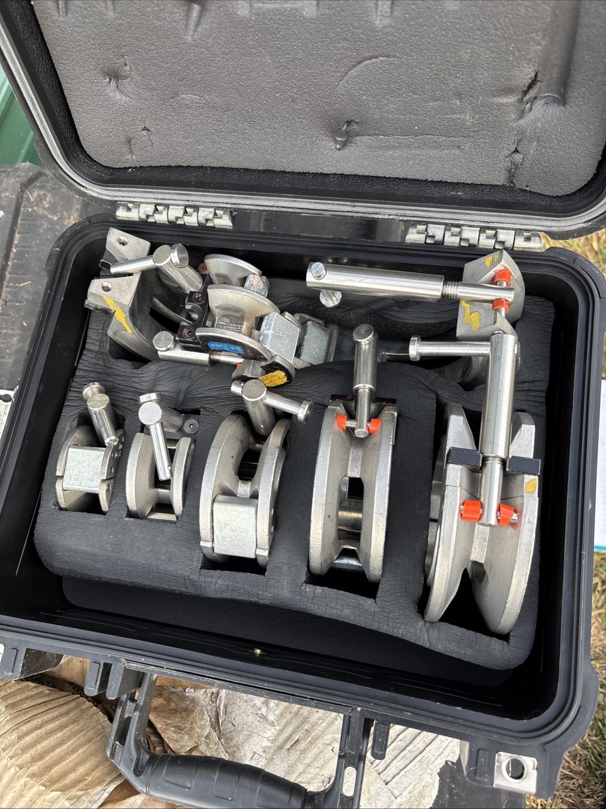 Techsouth Sanitary Tack Clamps Set 1/2”-4”