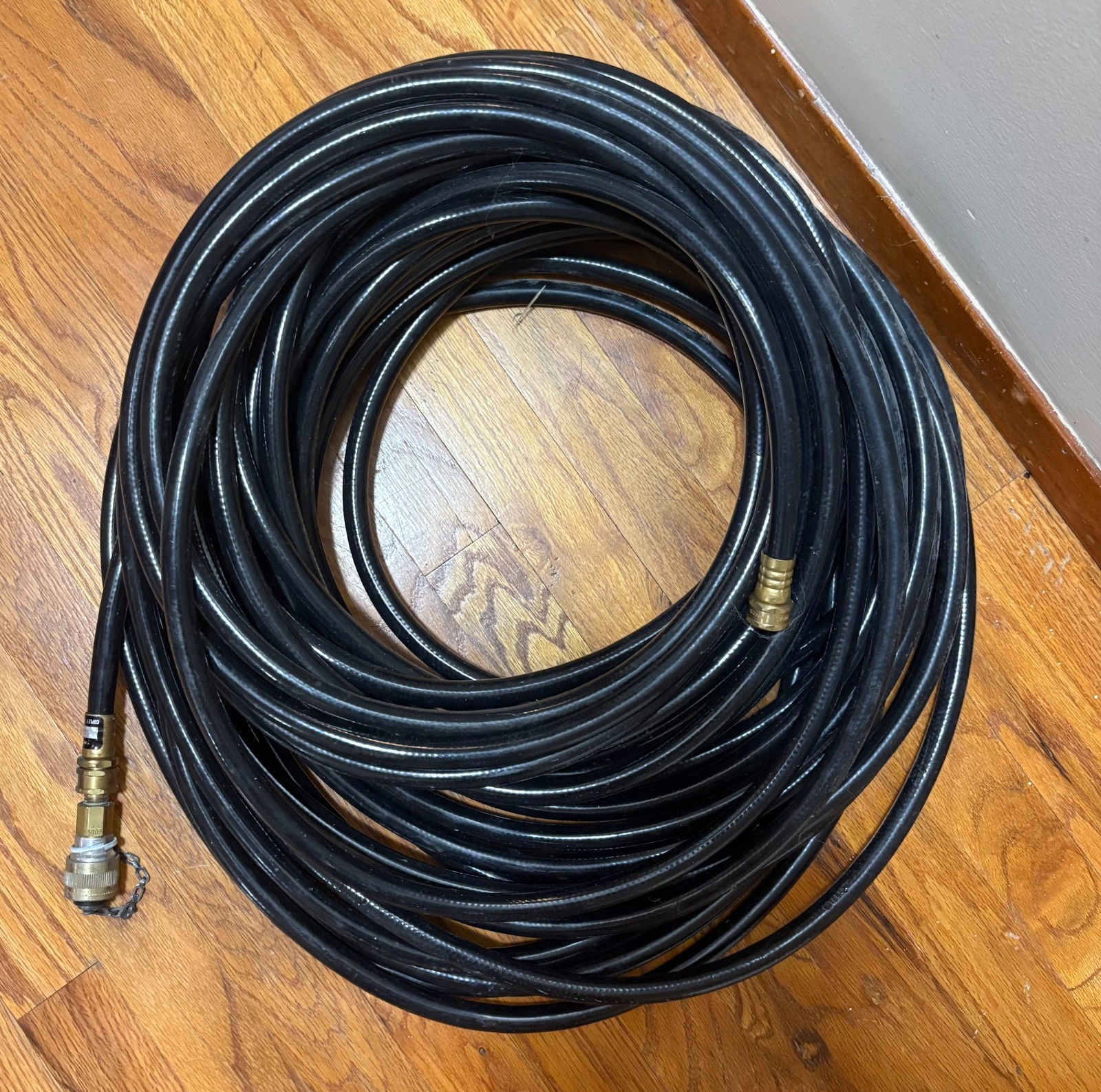 MSA Air Supply Hose, 3/8 in , Threaded, Brass/Neoprene, Black - 