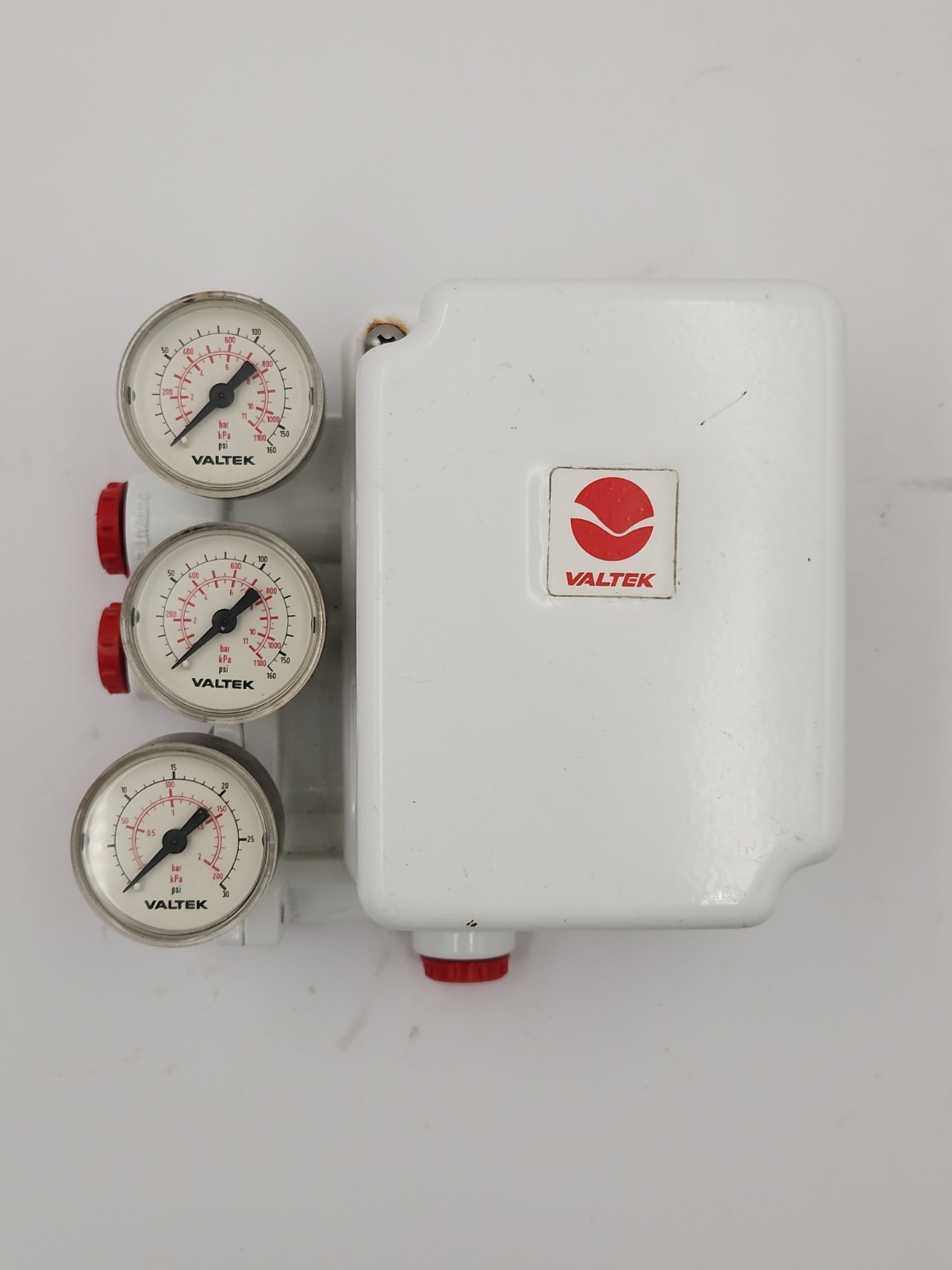 Flowserve Valtek Pneumatic Valve Positioner Assembly 10010038 w/ 3 Gauges