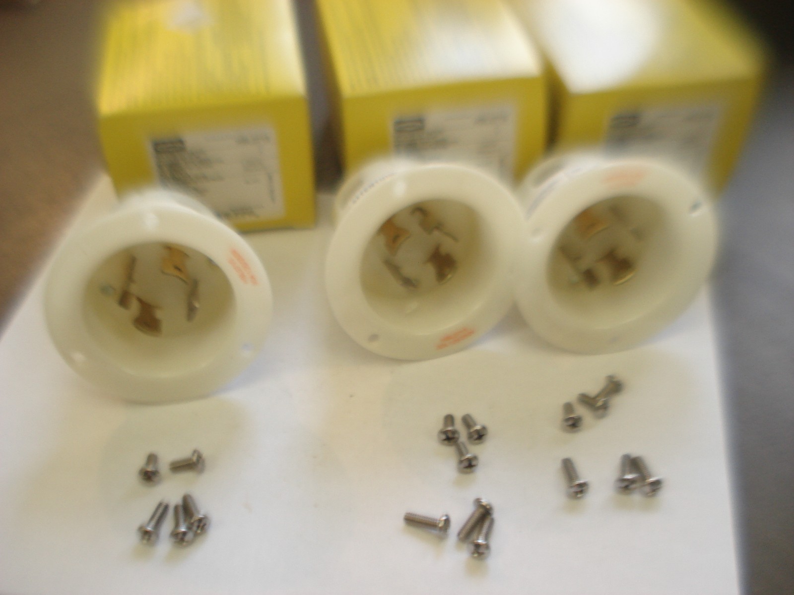 3 pc Lot - HUBBELL HBL2715 30 AMP Flanged Inlet - Plug