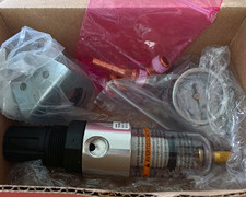 Nordson Efd 7002002 5 Micron Filter Regulator picture