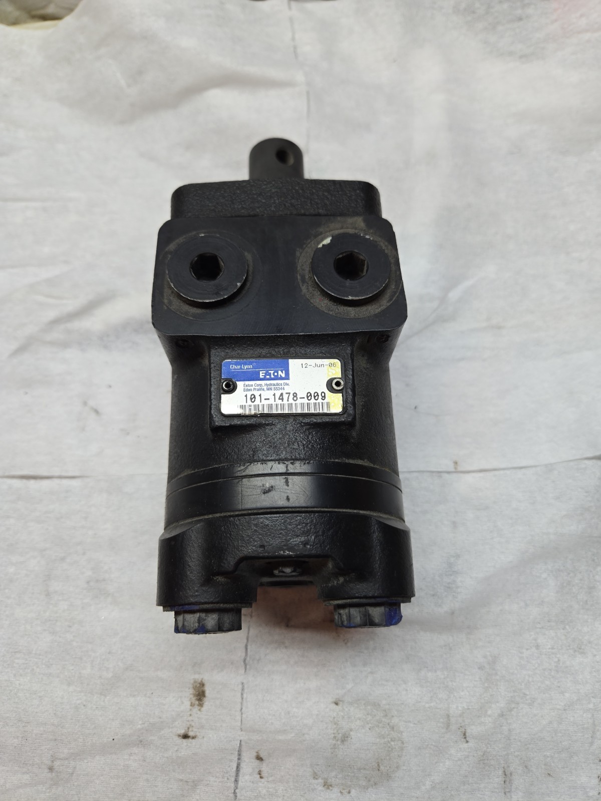 Eaton Danfoss Char-Lynn Hydraulic Motor 101-1478-009 4.50 in³/r 1.75