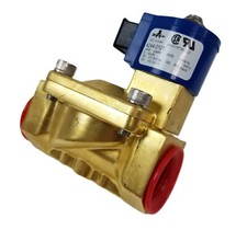 GC Valves 4244-0101 Solenoid Valve 8W 200 PSI Air/Gas 100 PSI 2-4 Oil NEW picture