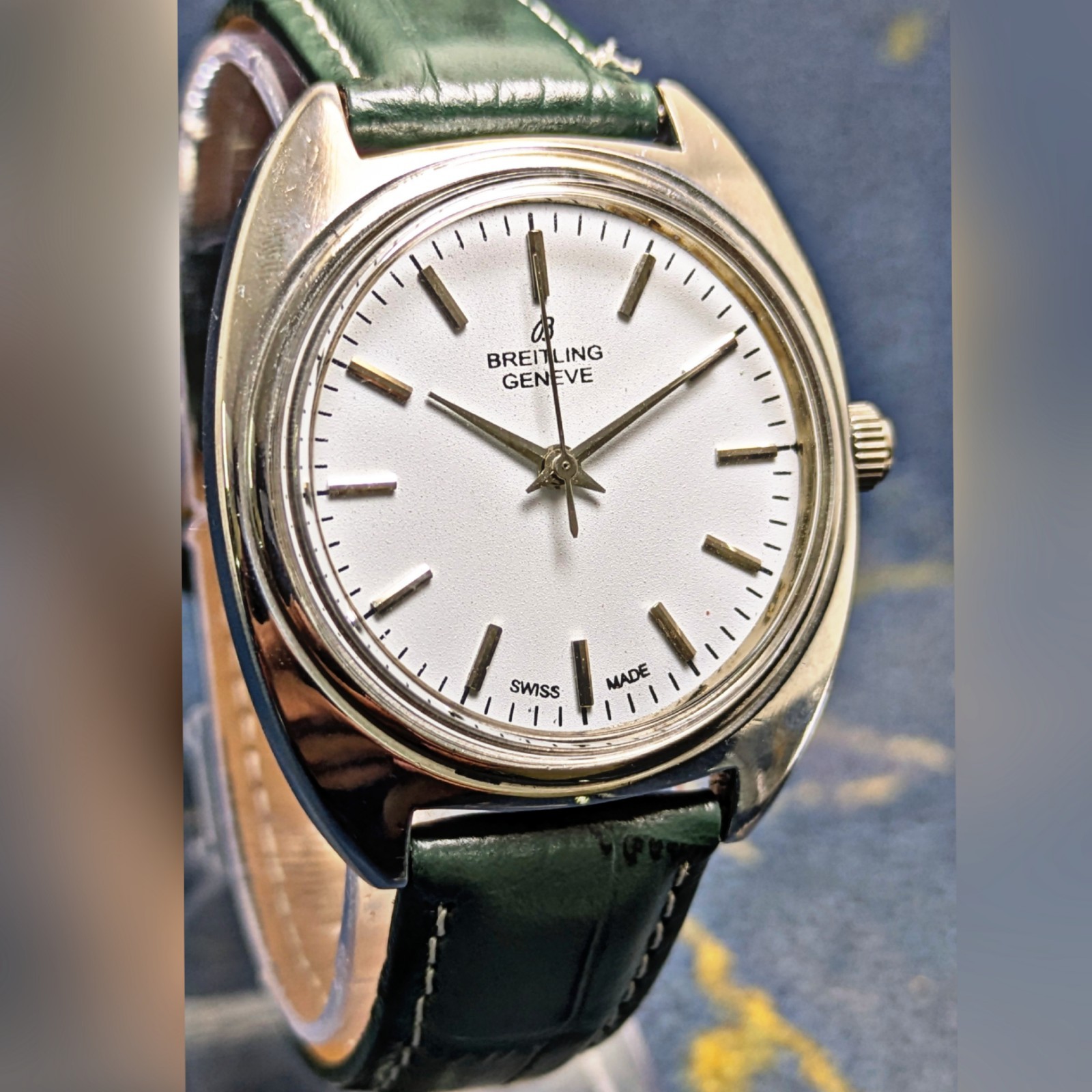 Rare vintage Breitling Geneve manual winding White dial Swiss made men's watch 