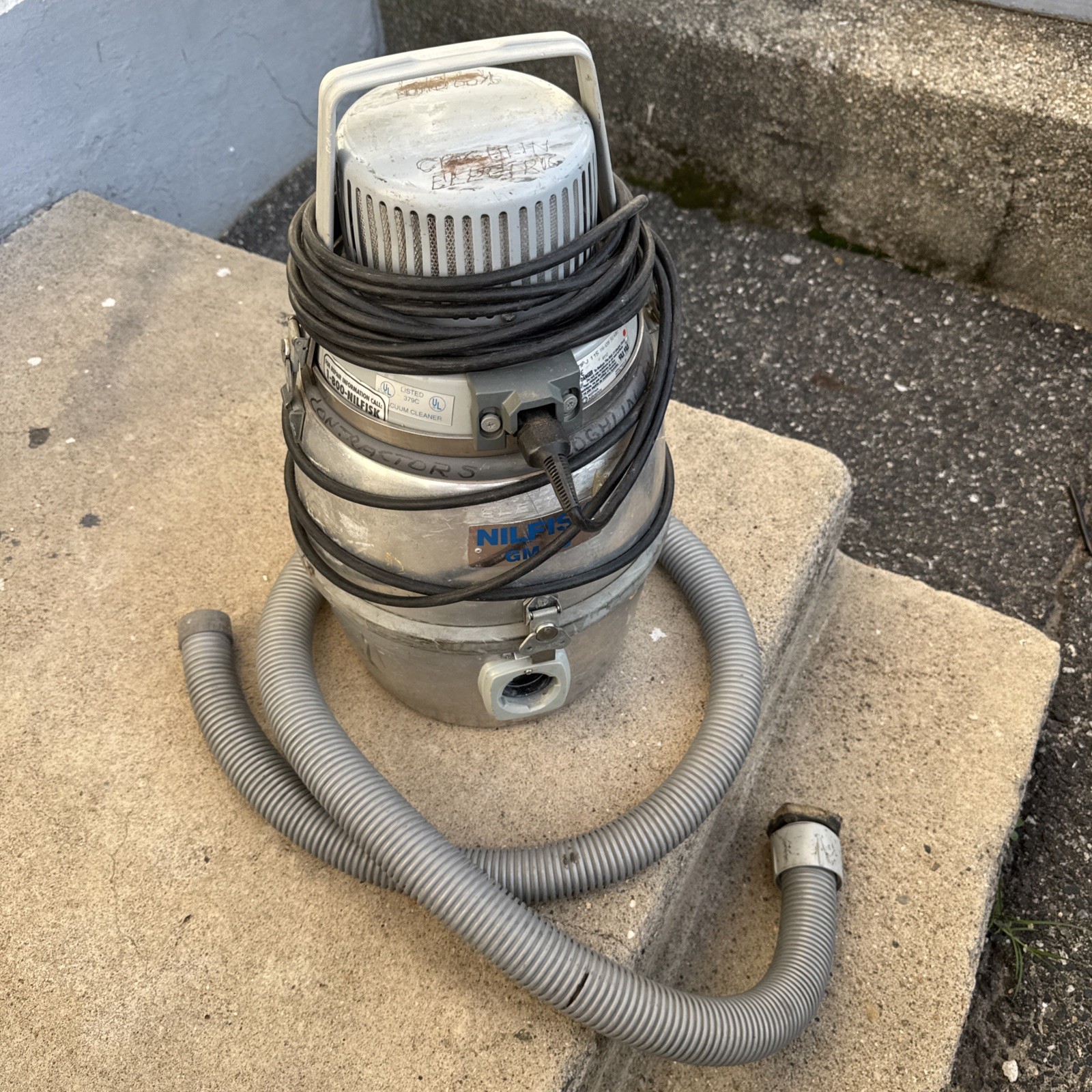 Nilfisk GM80 Industrial Clean Room Vacuum Cleaner, HEPA Filter