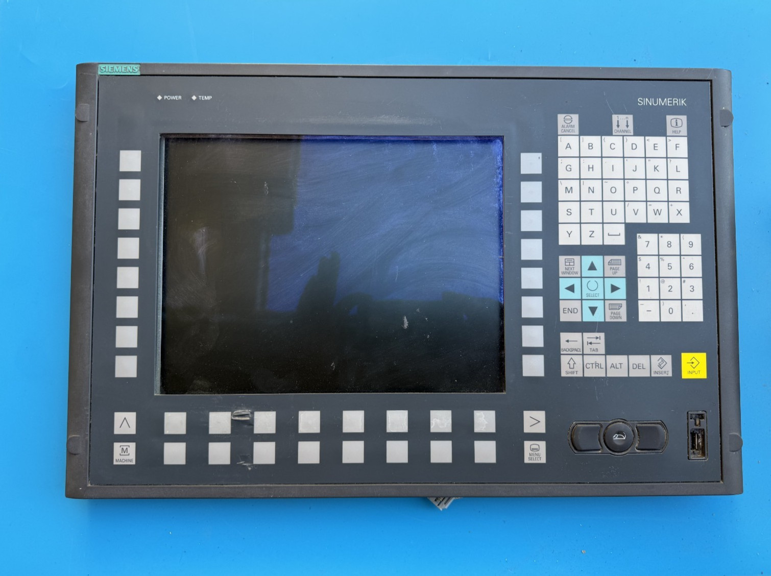 Siemens 6FC5203-0AF02-0AA1 SINUMERIK OP012 CNC Panel 12.1