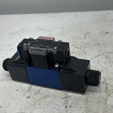 Rexroth Hydraulic Directional Control Valve.mnr R978017820. 4we6j62/ew110n9dal/6 picture