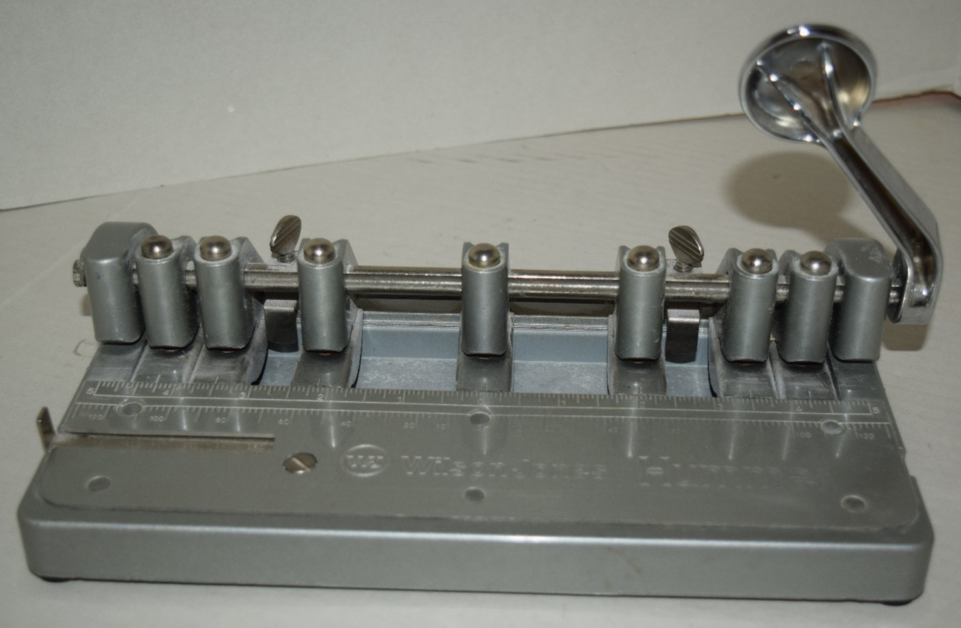 Vintage Wilson Jones Hummer Heavy Duty Metal Adjustable 7 Hole Punch 314 RARE