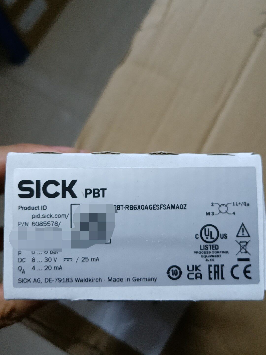 1P NEW SICK PBT-RB6X0AGESF Pressure Sensor