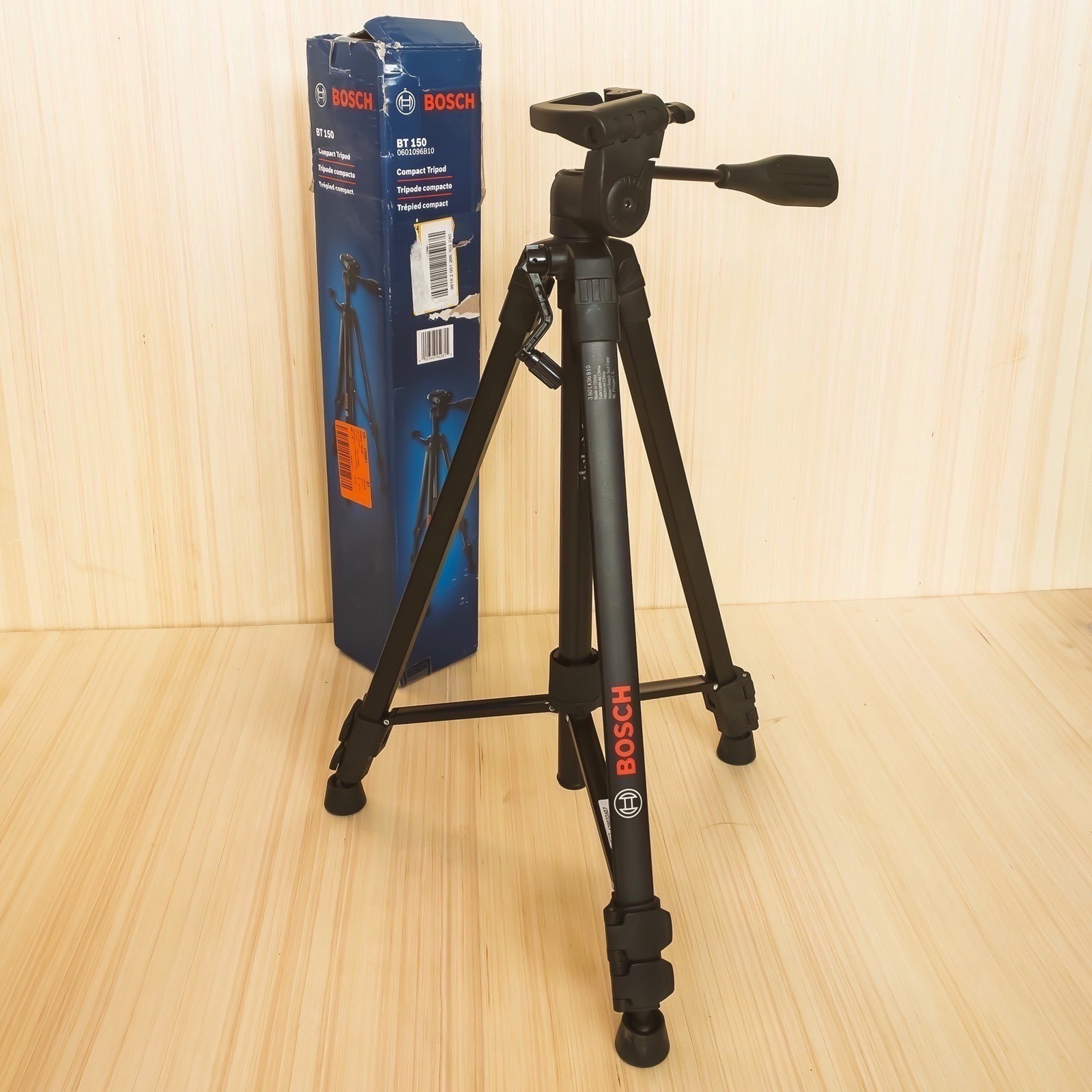 Bosch BT150 Compact Extendable Tripod With Adjustable Legs Brand New READ Bosch BT150 Compact Extendable Tripod With Adjustable Legs Brand New READ
