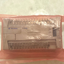 Allen-Bradley MicroLogix 1200 PLC Processor Module 1762-L40BXB - USA seller picture