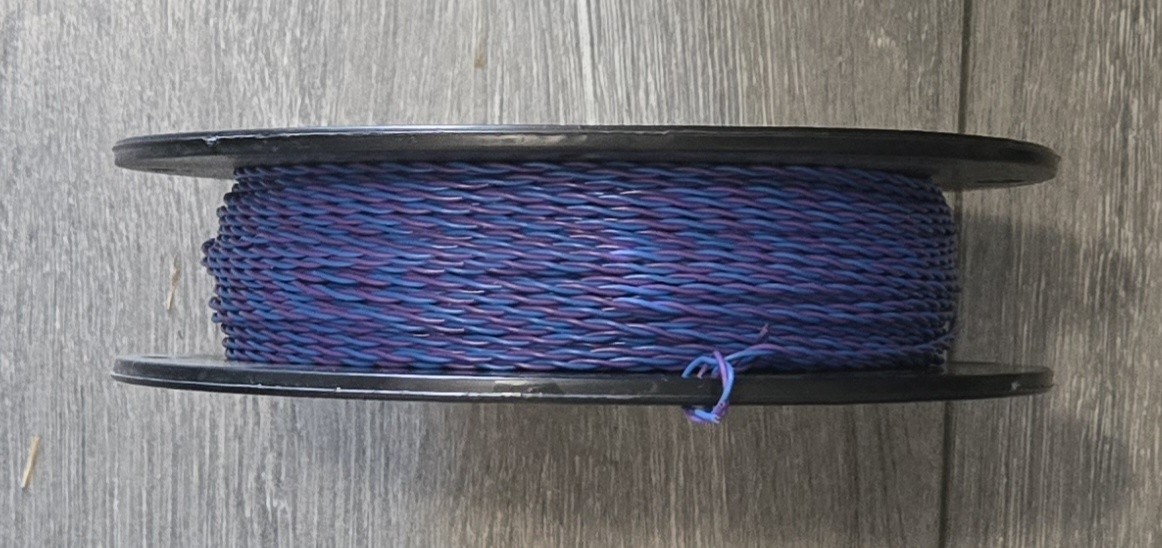 *NEW* GENERAL CABLE 2113071 - Violet+Blue 1PR 24 AWG Cross Connect Wire 400FT