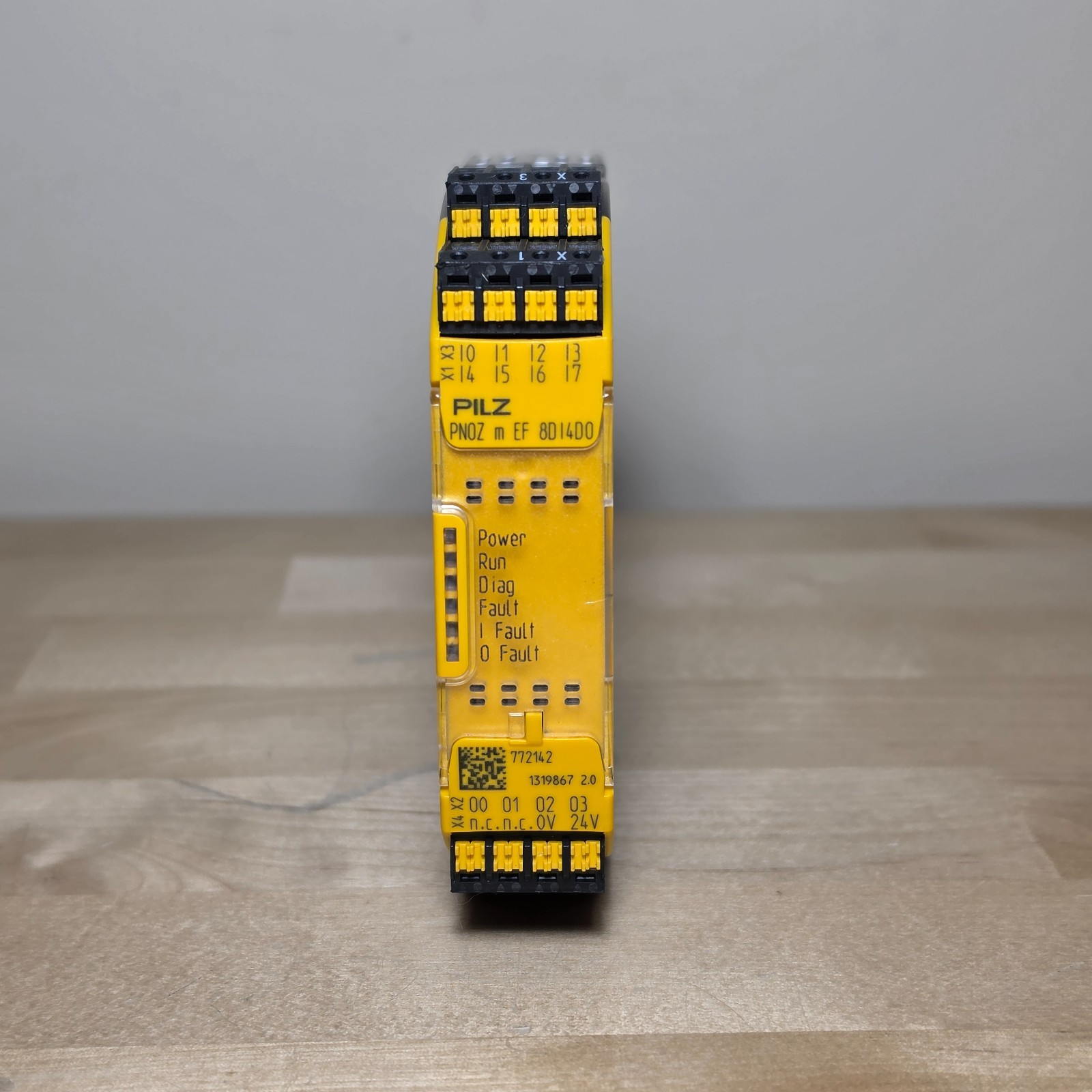 Pilz 772142 PNOZ m EF 8DI4DO Safety Relay 24VDC