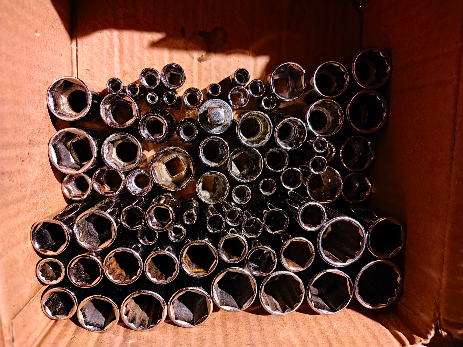Bulk lot of Allen brand SAE & Metric sockets, 1/4 3/8 1/2 drive, made in USA