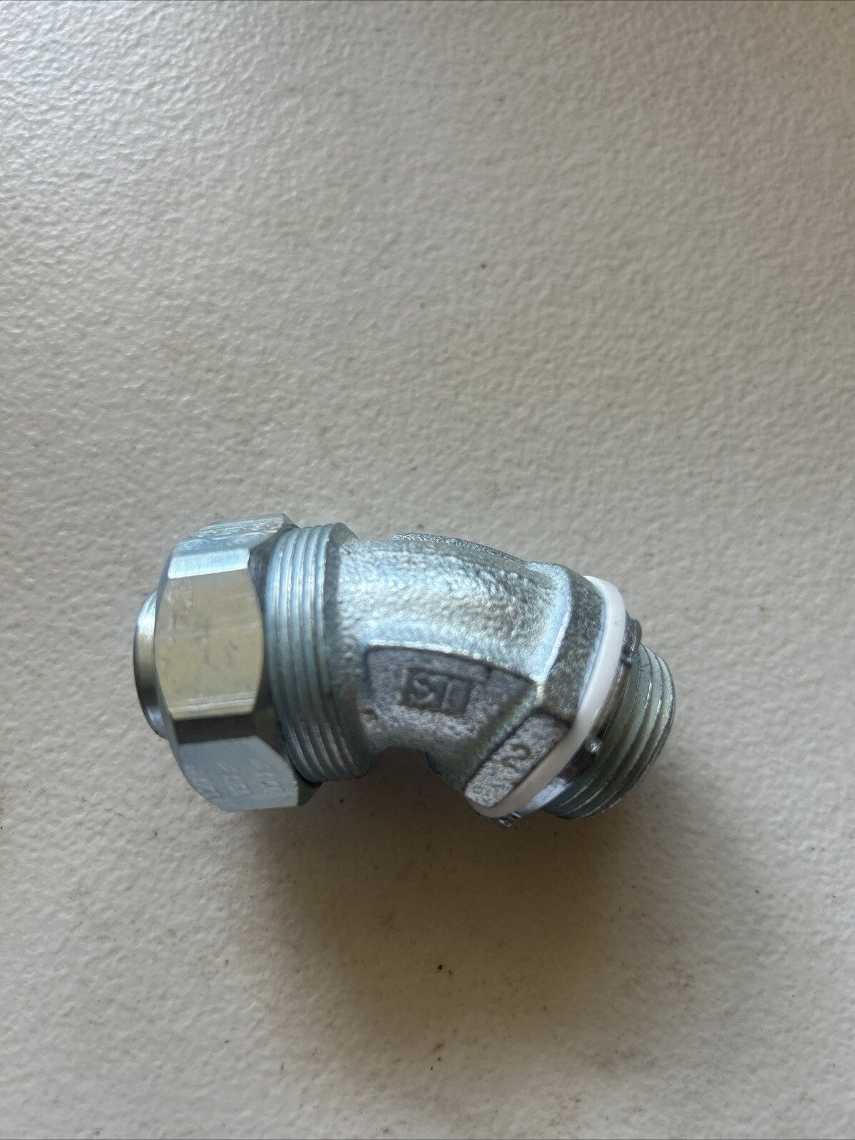 EMERSON Appletori ST4575 Liquidtight Connector, 45 Degree Trade Size 3/4” Qty 25
