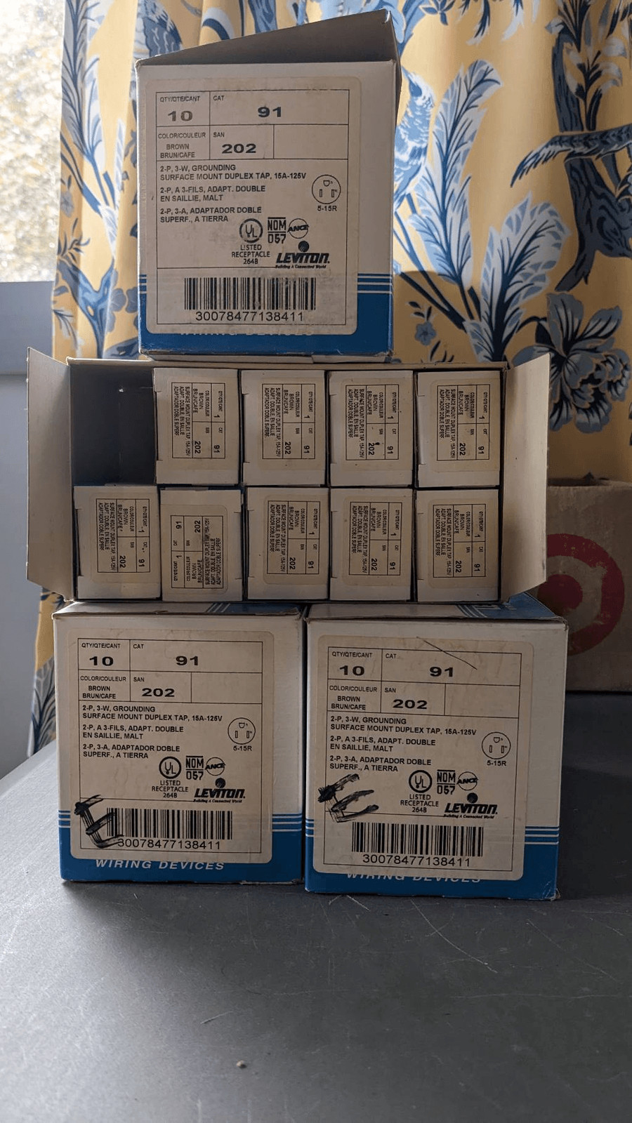 Leviton 91 15A 2-Pole 3-Wire Duplex Outlet/Receptacle Surface Mount Brown-39 pcs