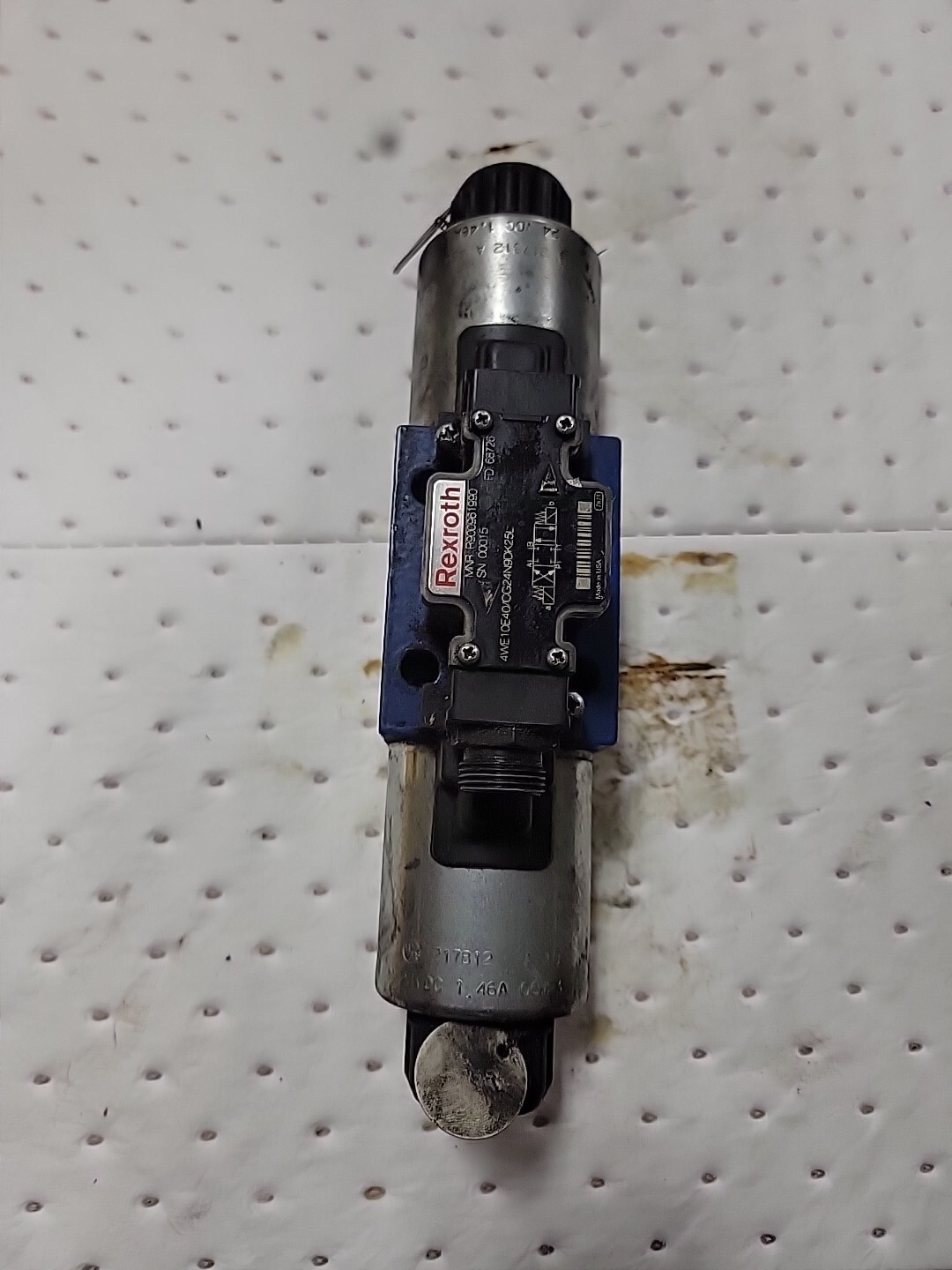 Rexroth 4WE10E40/CG24N9DK25L