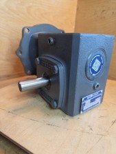 Boston Gear 7F15-30-B5-J Gear Reducer 30:1 Ratio picture