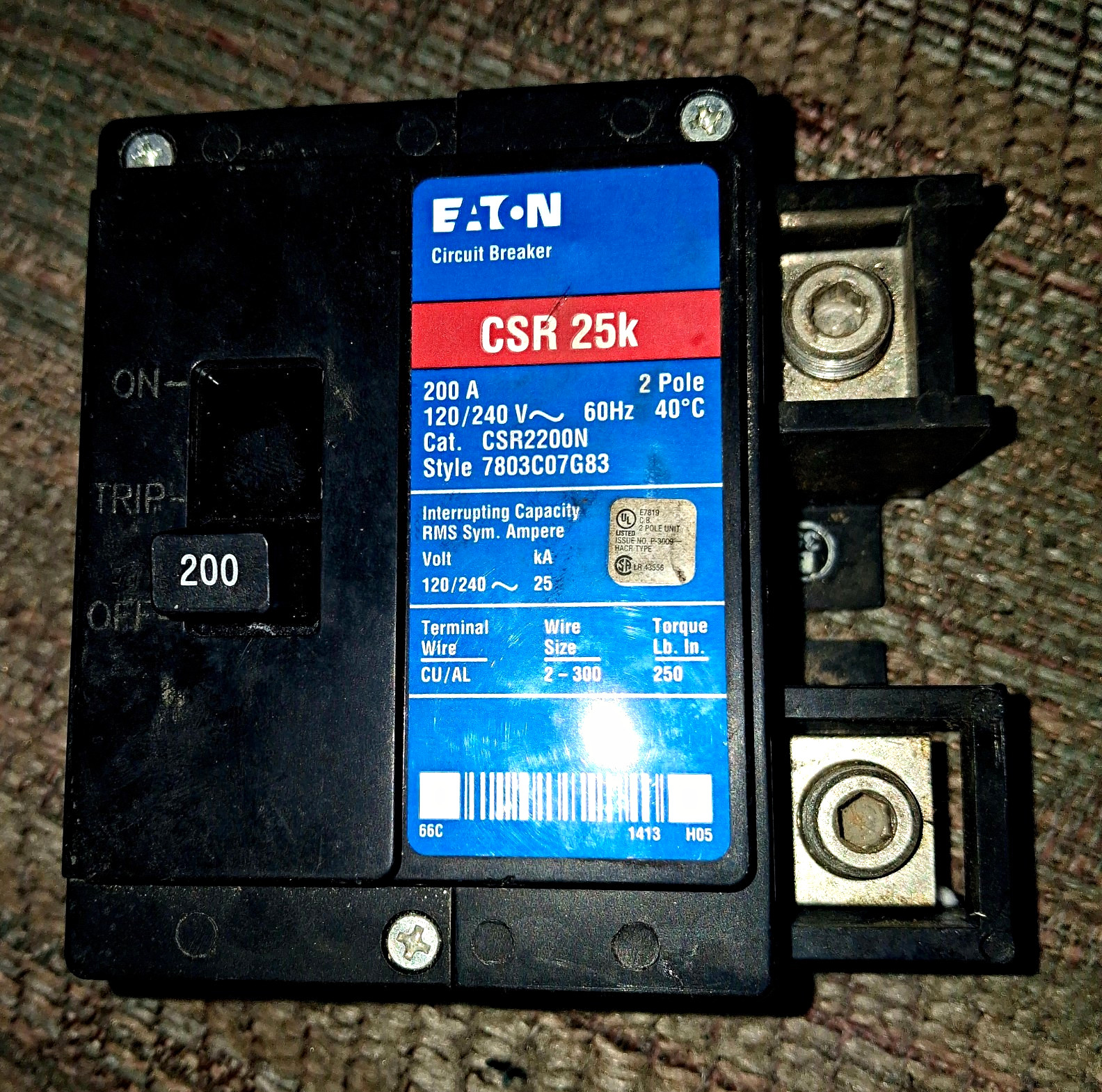 Eaton CSR2200N 2-Pole 200A 120/240V AC Circuit Breaker w/ Trip Indicator
