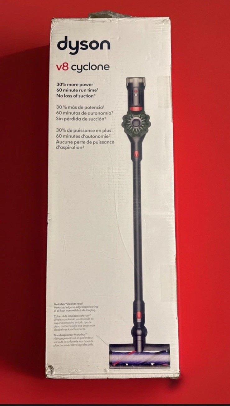 New Dyson V8 Cyclone Cordless Stick Vacuum w/9.8
