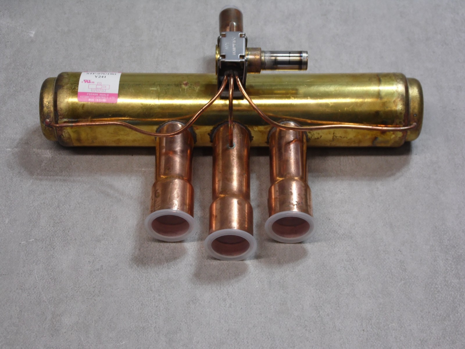 SAGInoMIYA STF-07U19G Y241 4-Way Reversing Valve Body HVAC without Solenoid Coil