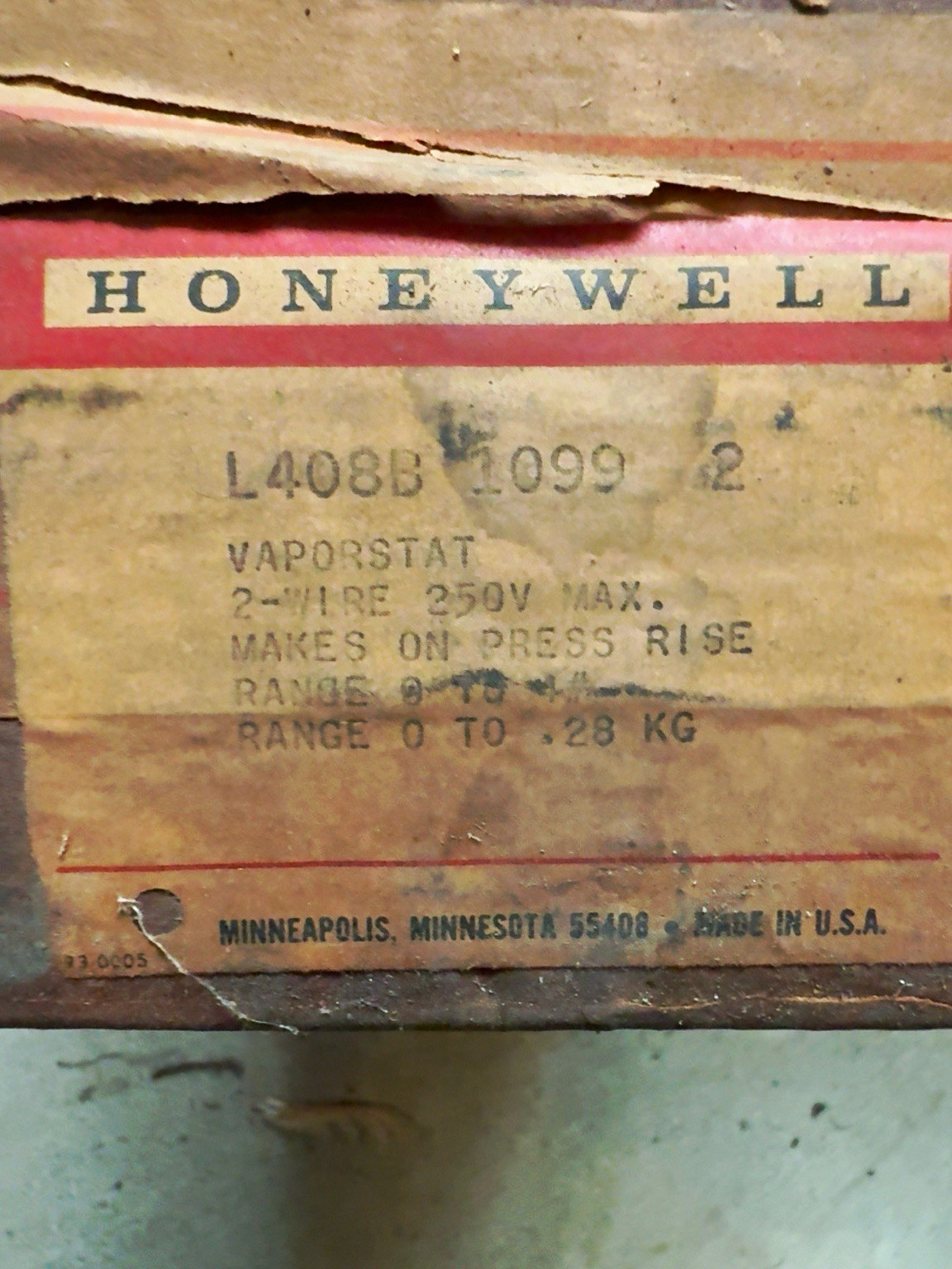 Honeywell L408B1099 Vaporstat Pressure Control 0-4 PSI w/ Siphon NOS Vintage