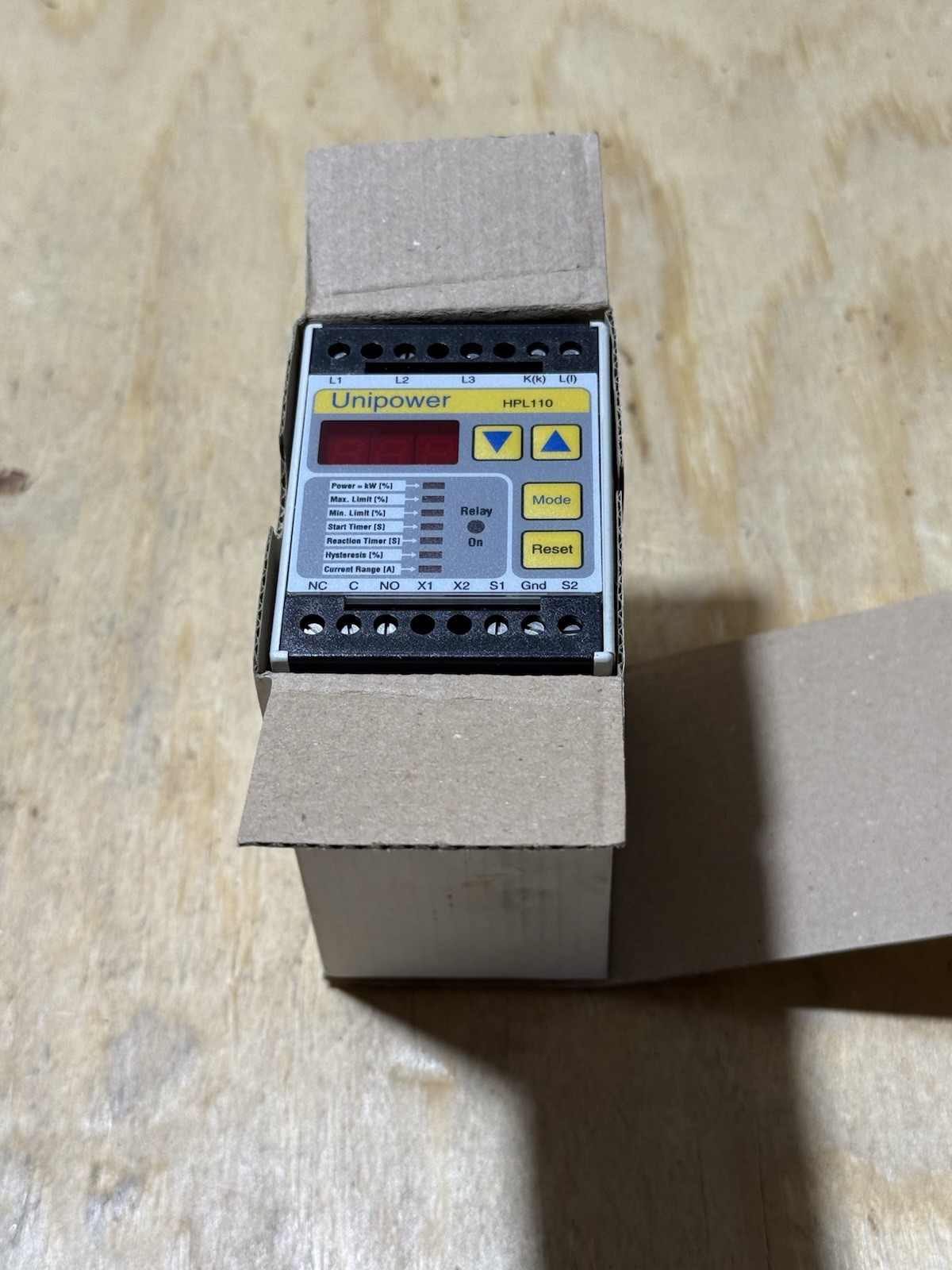 Unipower HPL110 Power Control Unit Relay 3 X 460Vac New