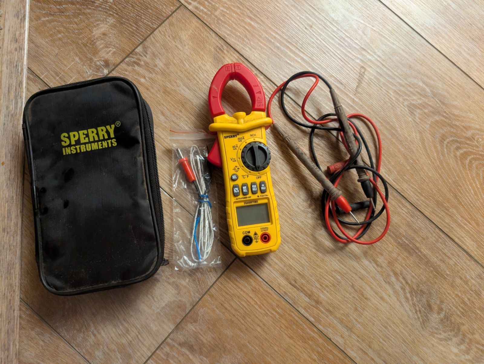 Sperry Instruments DSA600TRMS 12 Function True RMS Digital Clamp Meter